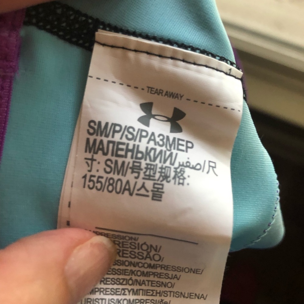 Under Armour Heat Gear Printed sports Bra sz S - Picture 6 of 6